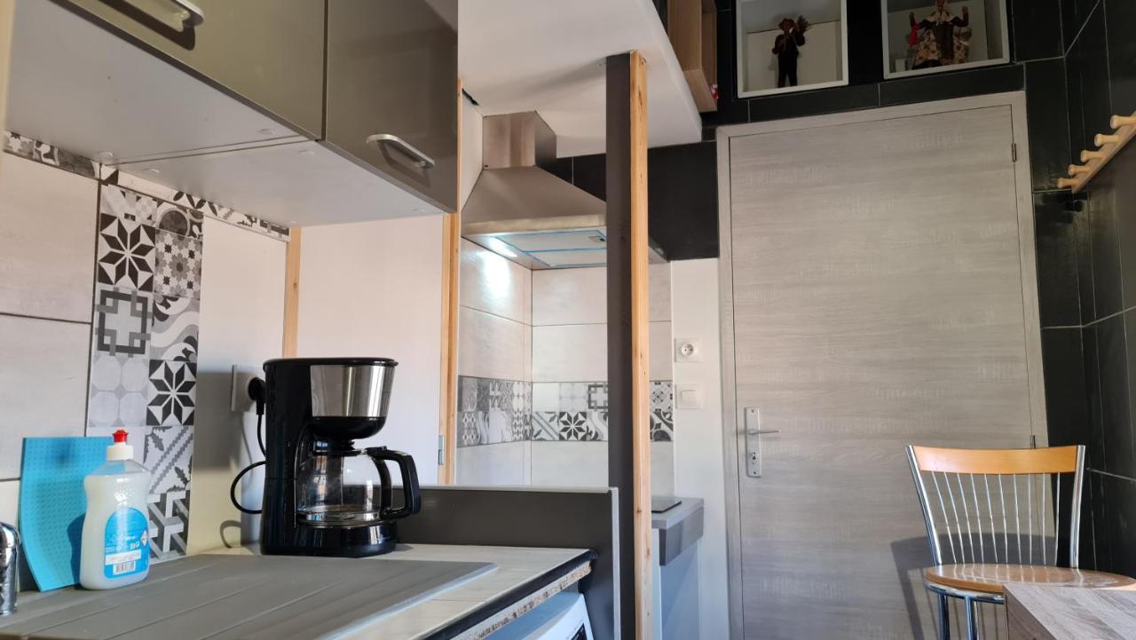 Le Studio De La Republique Agde Luaran gambar